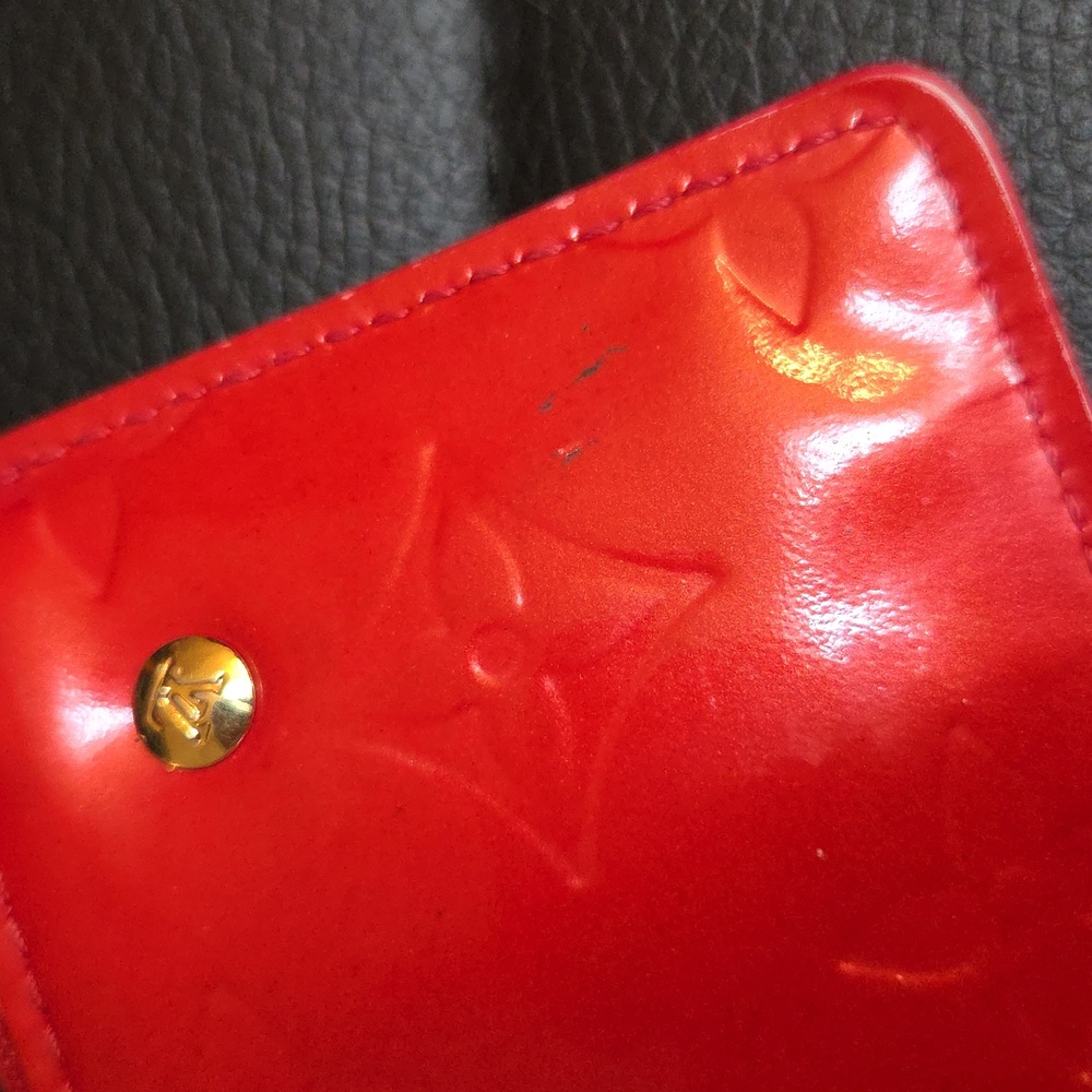 Louis Vuitton Red Monogram Vernis Key  Cles - Change/Card Holder 2004 - Picture 14 of 16